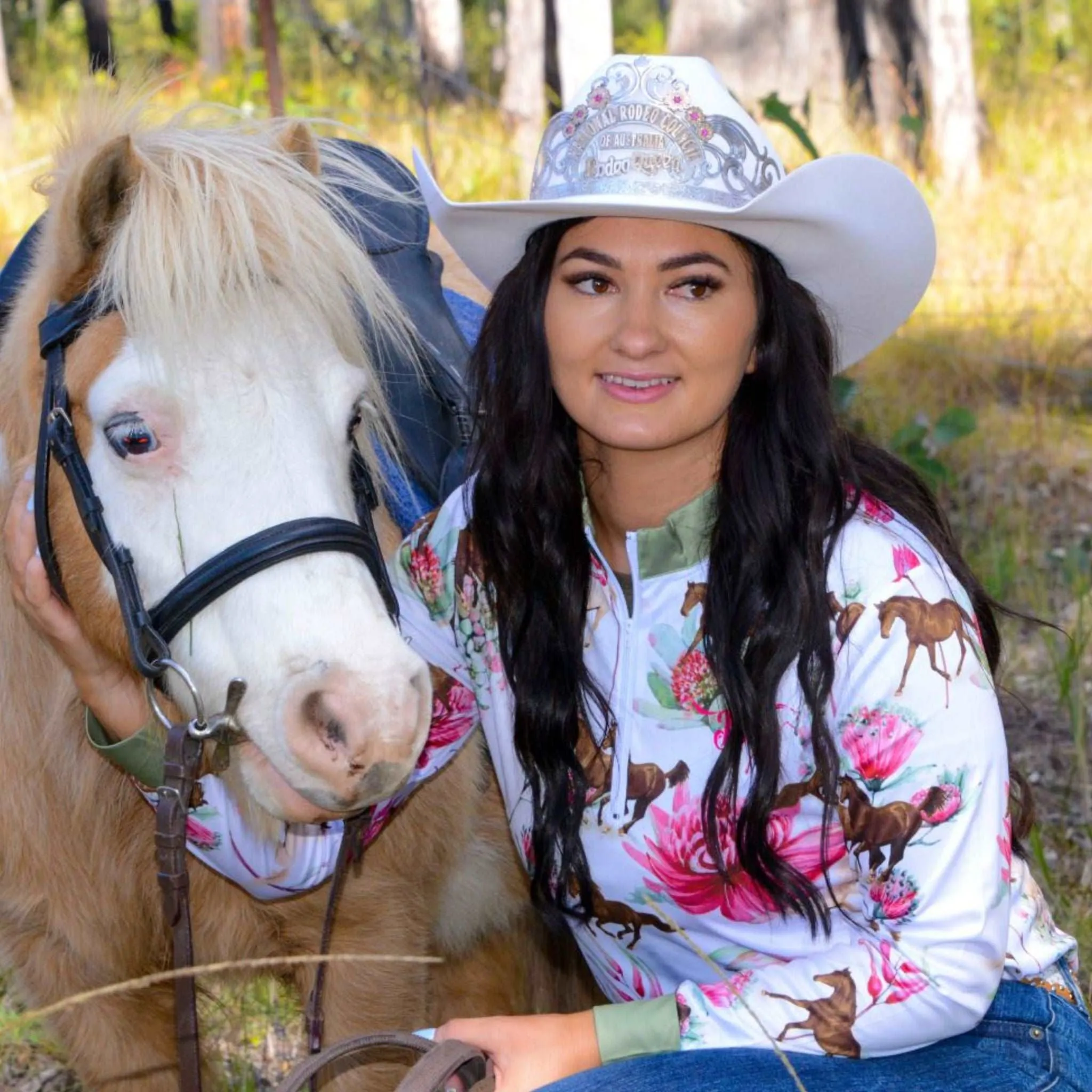 Ladies Equestrian Shirt 'Petals & Ponies' with green collar.