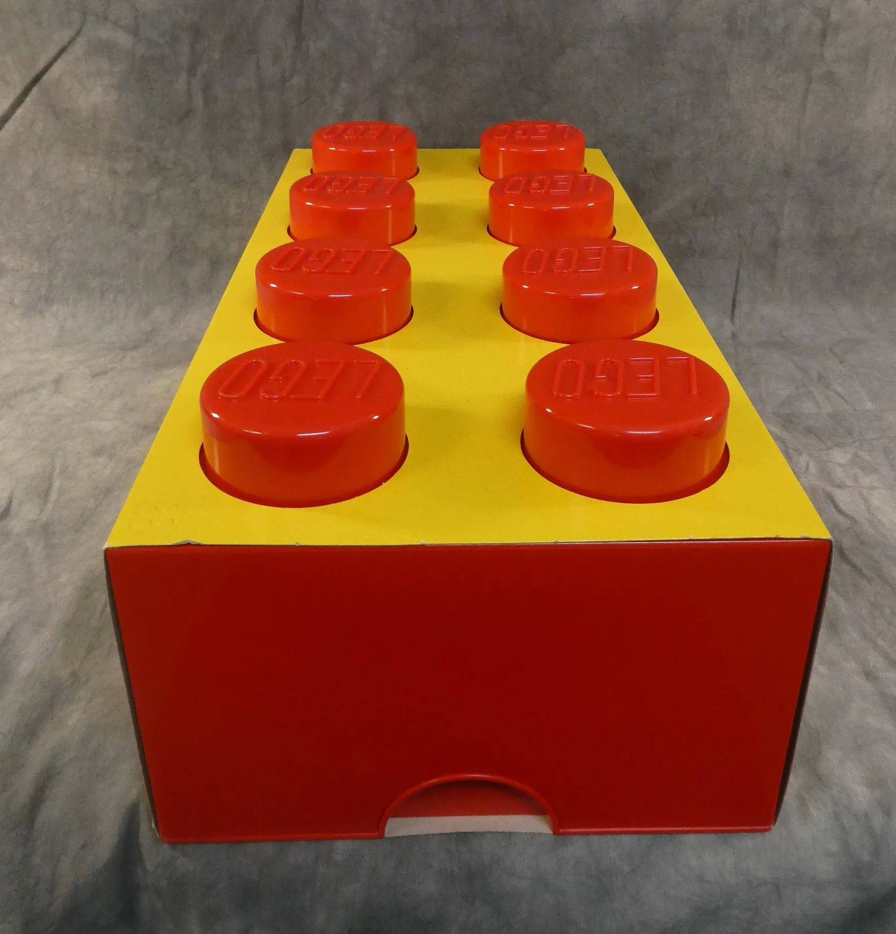 Lego 8 Knob Storage Brick - Brand New!