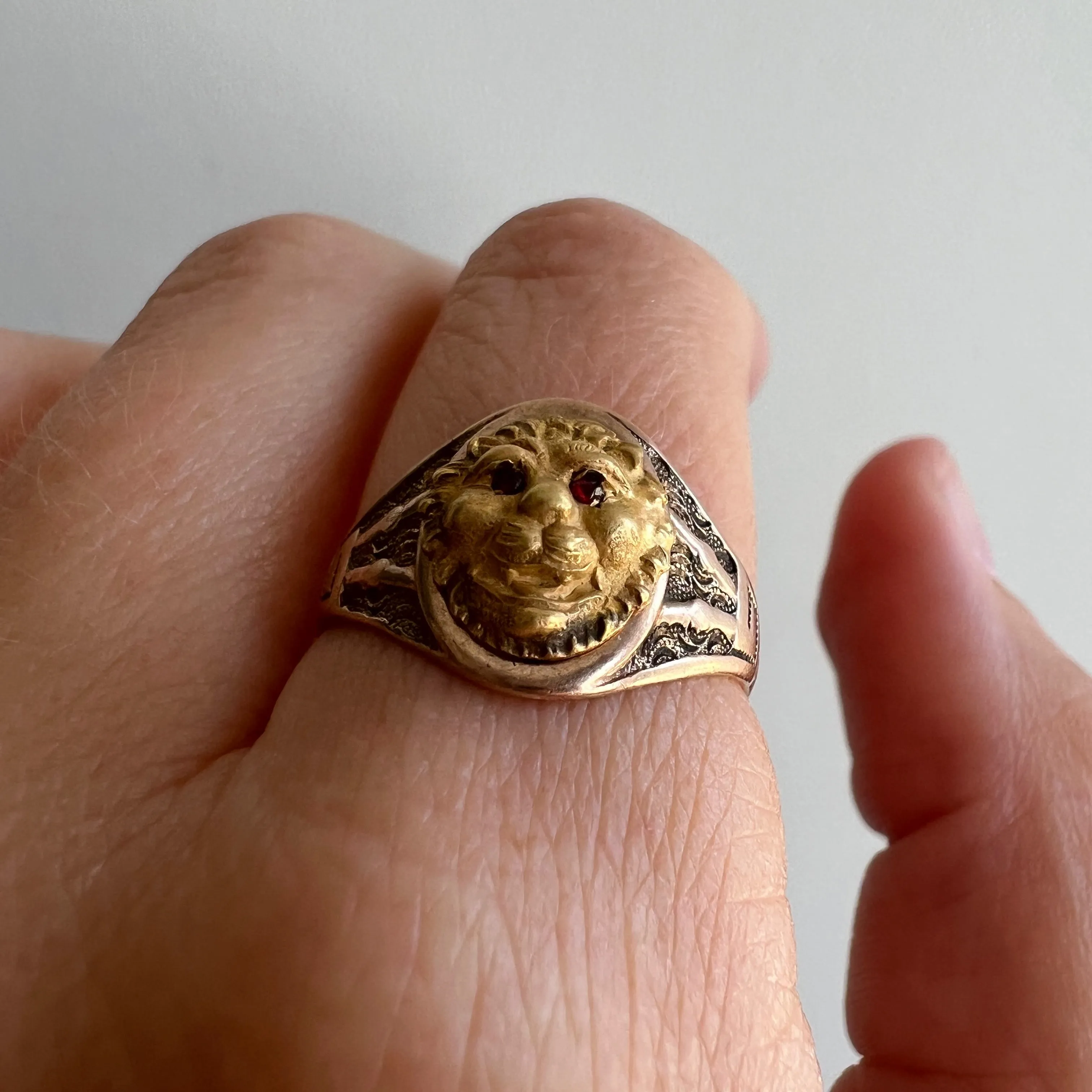 reimagined V I N T A G E // sunshine beast / 10k rose and yellow gold signet lion sun ring / size 7