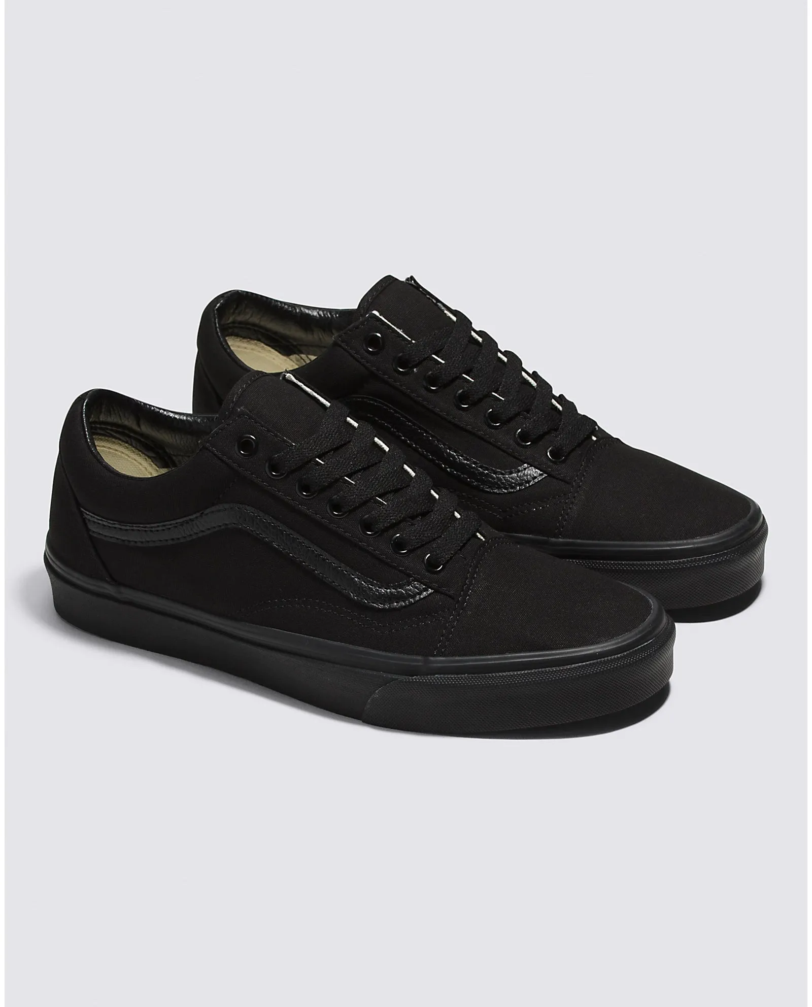 VANS UNISEX CANVAS OLD SKOOL SHOE (Triple Black)